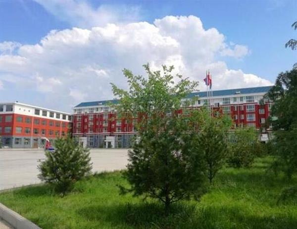 齊光科技文化專業學校有口腔醫學專業嗎？